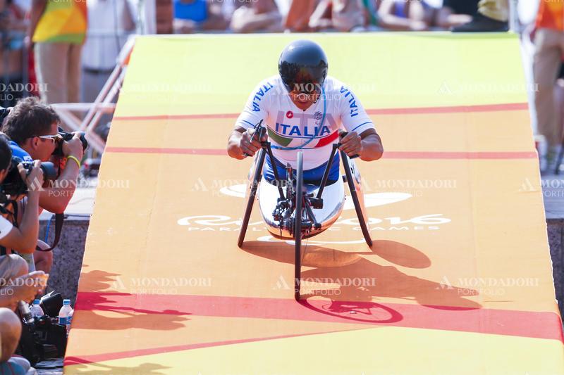Addio ad Alex Zanardi