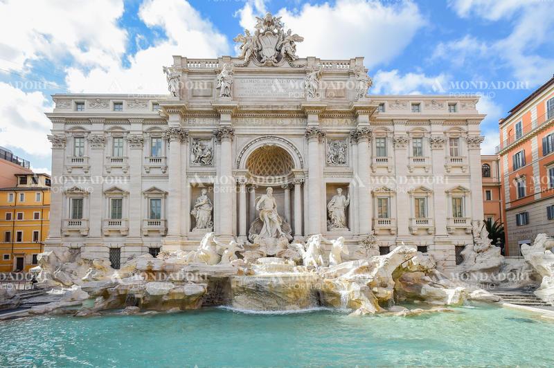 Fontana di Trevi empty and without turists due to the Coronavirus pandemic (Covid-19). Rome (Italy), April 30th 2020