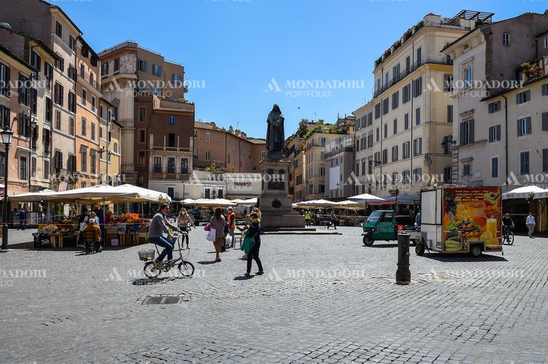 The market that remained open and attended by residents in Campo dei Fiori during the Coronavirus pandemic (Covid-19). Rome (Italy), April 30th 2020