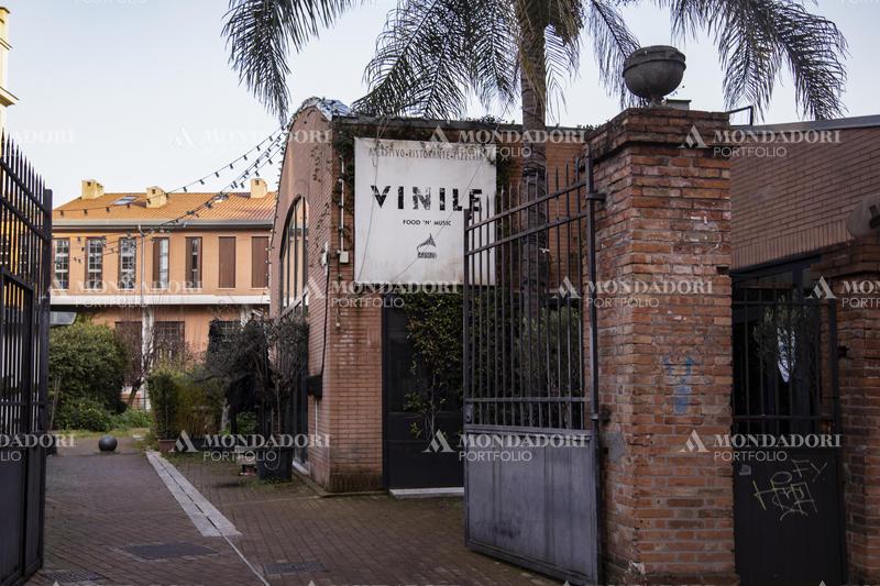 Il Vinyl, a place where you can eat and attend live music shows. Rome (Italy), February 27th, 2021