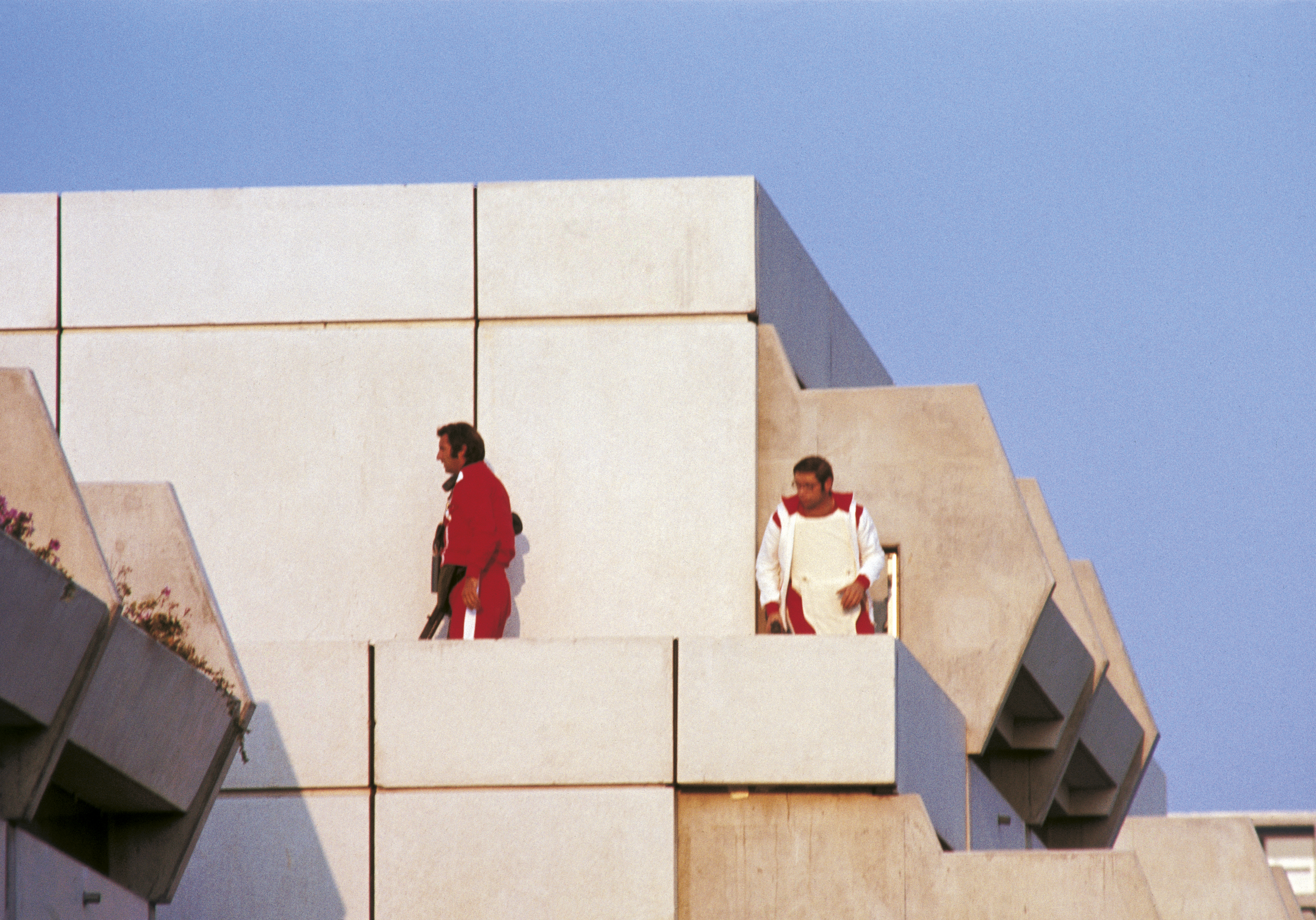1972