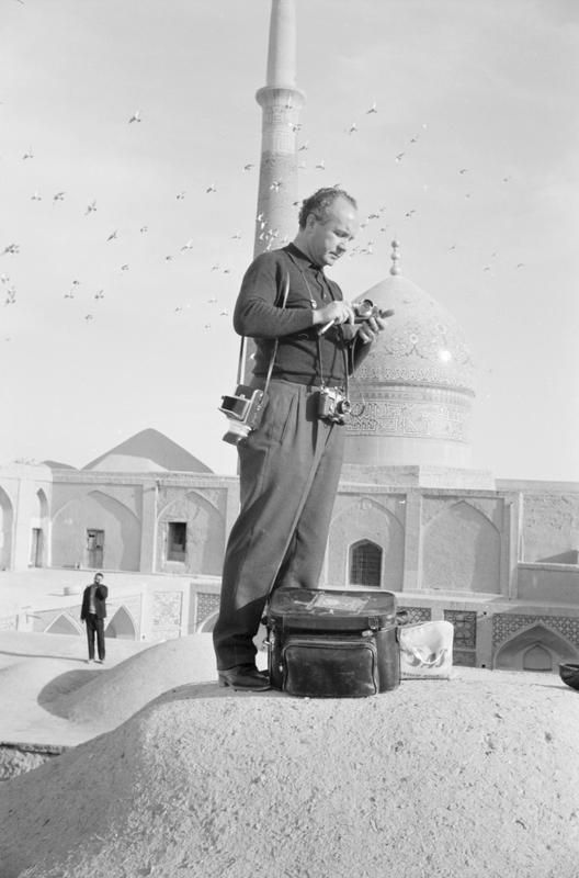 Il fotografo Mario De Biasi